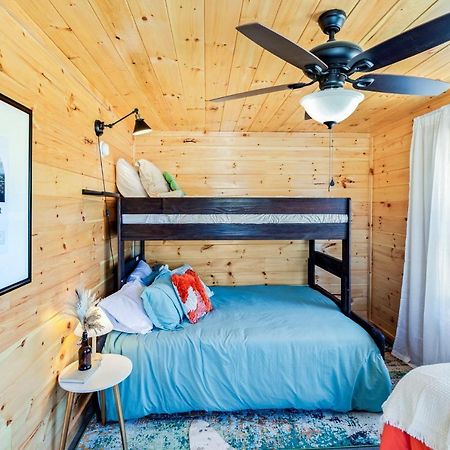 Honey Bee Hideaway Villa Rogers Ngoại thất bức ảnh